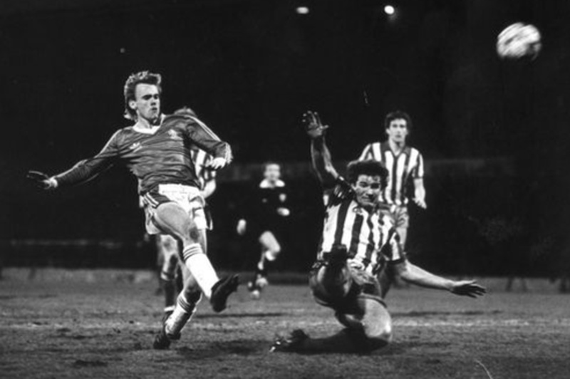 Stephen Bell in action for Boro